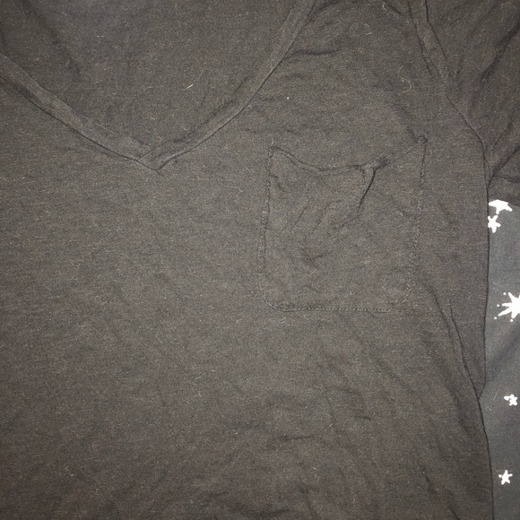 Black tee - Picture 2 of 2